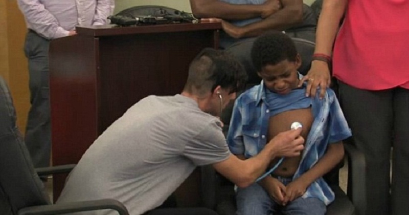 Father Listens To Daughter's Heartbeat Inside A Boy After Transplant