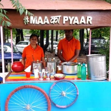 Maa Ka Pyaar food cart