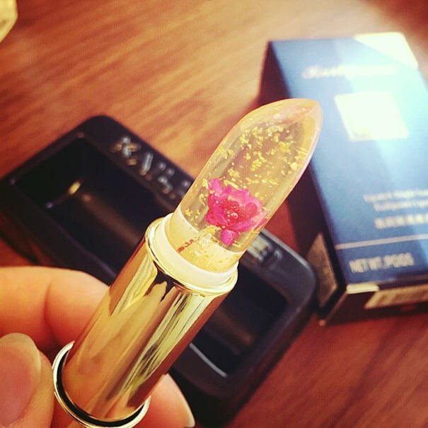 New Gel Lipsticks Having Real Flowers Inside (6)