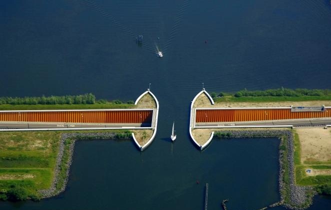 Water Bridge in Dutch