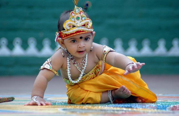 Sri Krishna Janmashtami 2015 kids dresses as krishna