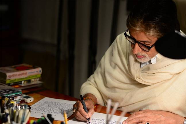 Amitabh bachchan handwritten letter to his ggranddaughters