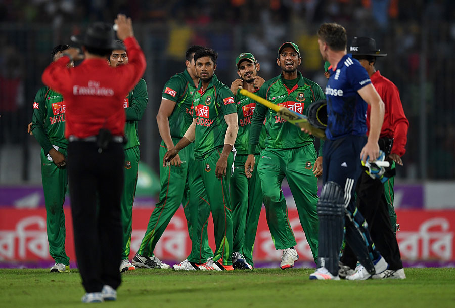 buttler-fight-with-bangladesh-player