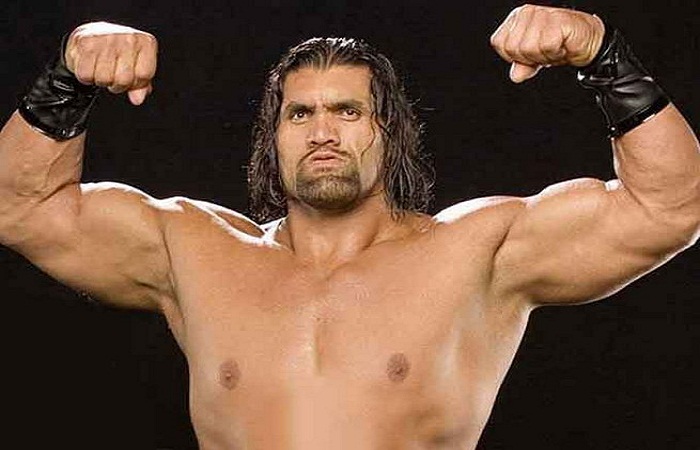 great-khali-is-offering-you-a-chance-to-earn-crores-by-working-with-him5