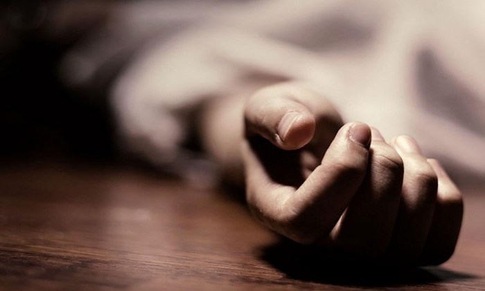 medical-student-commits-suicide-in-hyderabad2