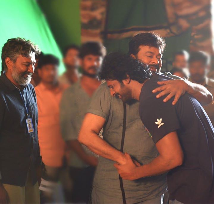 prabhas-meets-chiranjeevi-on-sets