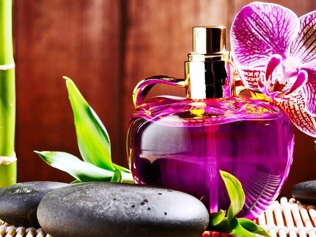 Perfume Day Images HD Wallpapers Quotes SMS Messgaes| Happy Perfume Day Wishes 3D Photos Pics For FB Whatsapp