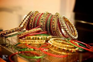 5 Scientific Reasons Why Indian Women Wear Bangles (8)