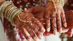5 Scientific Reasons Why Indian Women Wear Bangles (10)