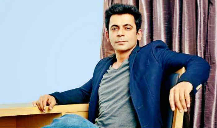 sunil grover fight with kapil, AIB rescues him