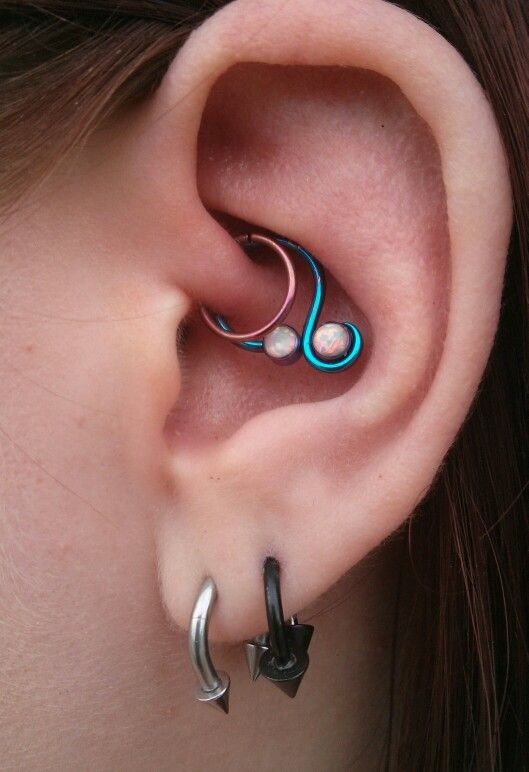 If You See Someone With This Kind Of Ear Piercing, This is What It Means