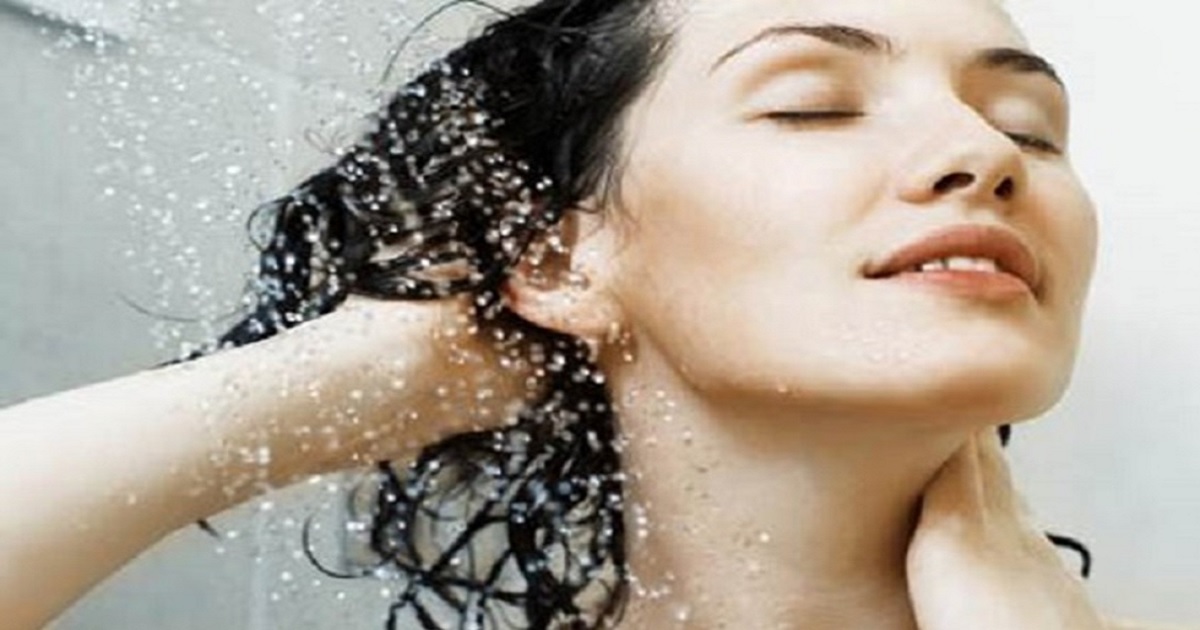 5 Things That Happen to Your Body When You Don’t Shower Regularly