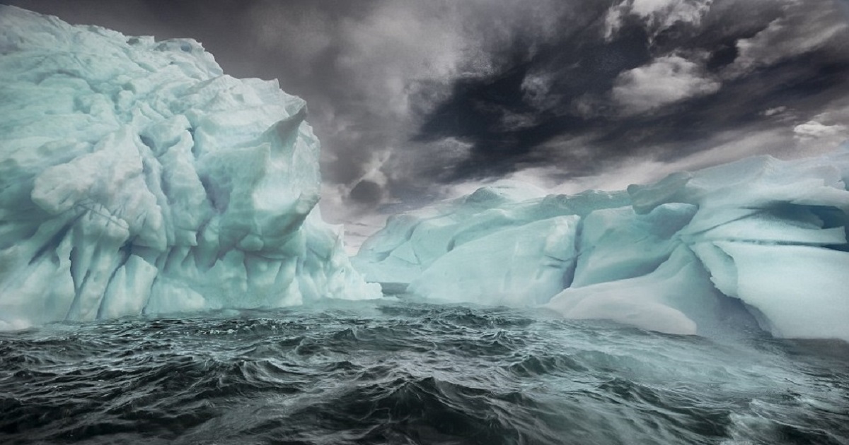 NASA Unveils Enigmatic Pictures Of The Giant Antarctic Iceberg