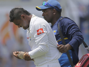 Asela-Gunaratne-out-of-first-Test