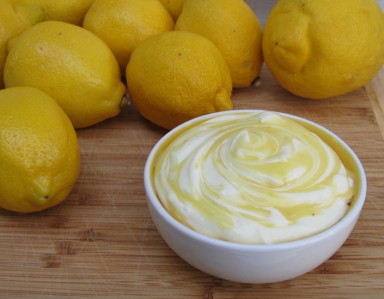 Lemon and yogurt