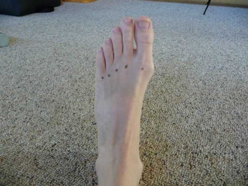 Long Narrow Feet