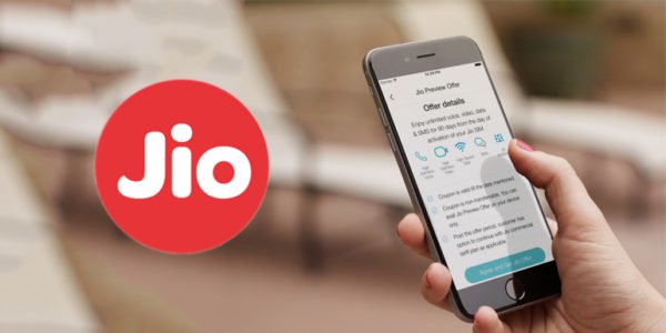 Reliance Jio and iPhone pre-bookings offers