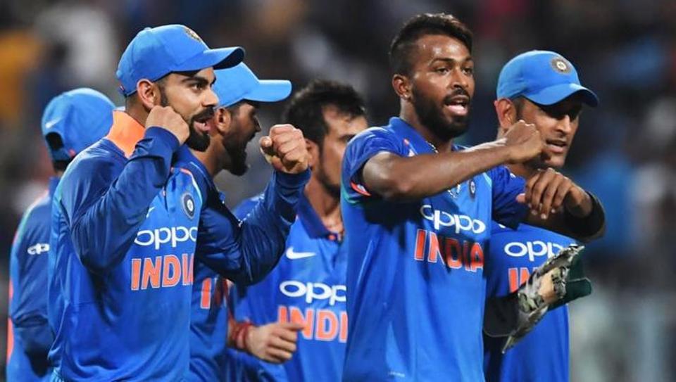 india vs australia 2017 ODI sachin tendulkar tweet