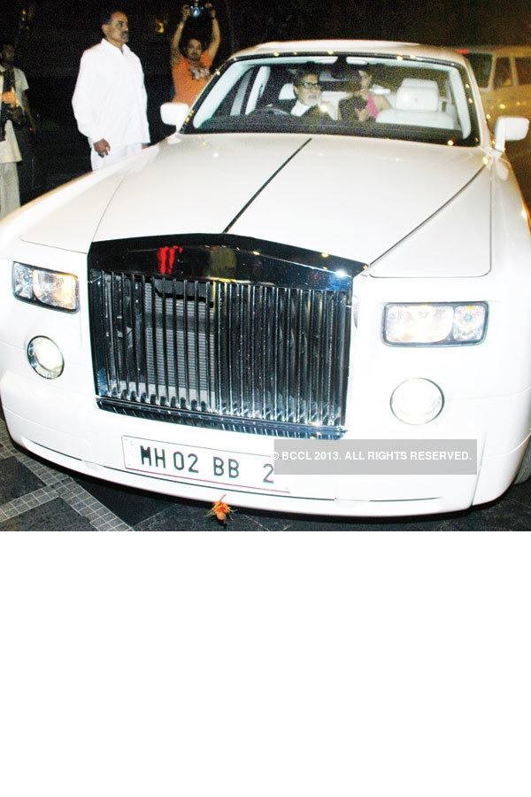 Amitabh Bachchan owns a Rolls Royce. The numbers of Big B's cars add up to the number 2. Numerologically, Big B is a number 2 as his date of birth is October 11. 