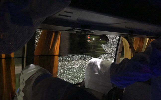 stone pelted on australia bus finch picture