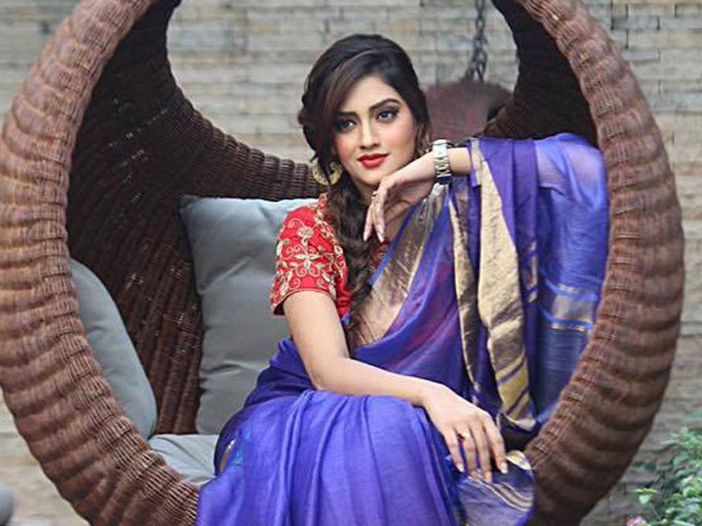 nusrat jahan bangla actress on durga puja