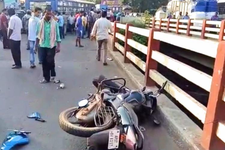 Vijayawada accident bus