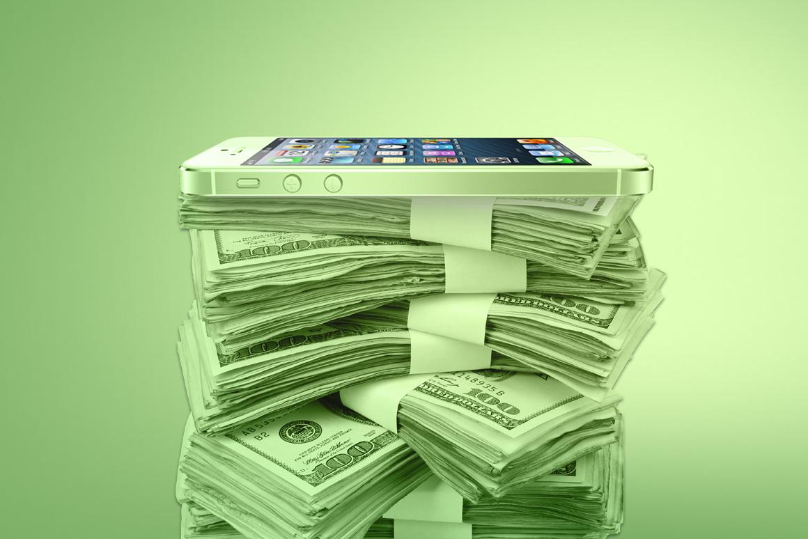 iphone-money-pile