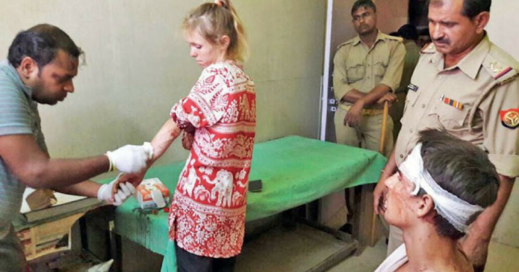 swiss couple attacked in india