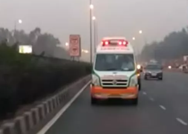 ambulance from Delhi to Gurgaon