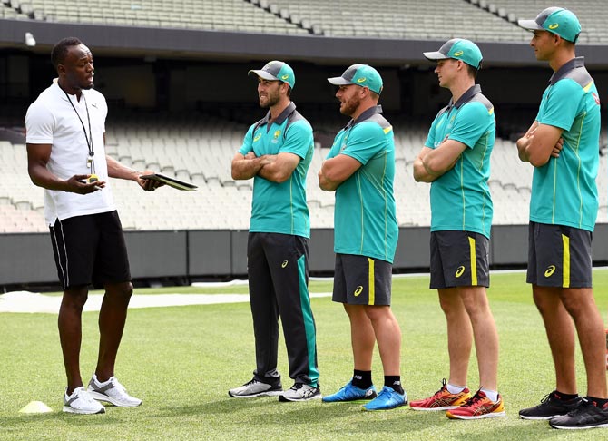 Usain Bolt explaining Australian cricketers