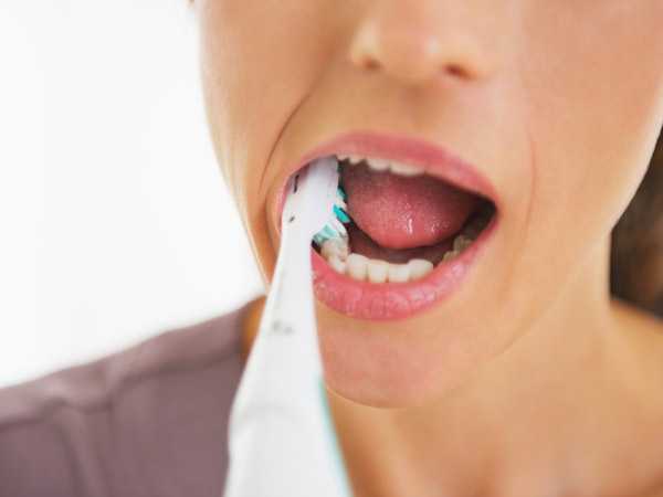 Mistakes To Avoid While Brushing Your Teeth (3)