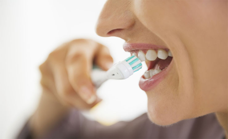 Mistakes To Avoid While Brushing Your Teeth (14)