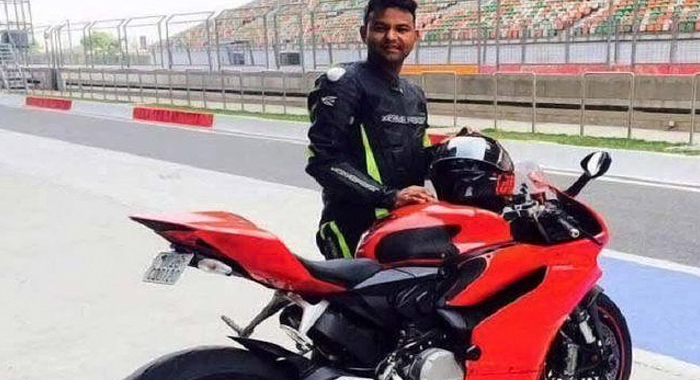 Rajasthan youth died in bike accident even after wearing helmet