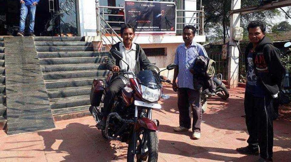 Odisha Man Who Carried Wife's Body On Shoulders now owns bike and house