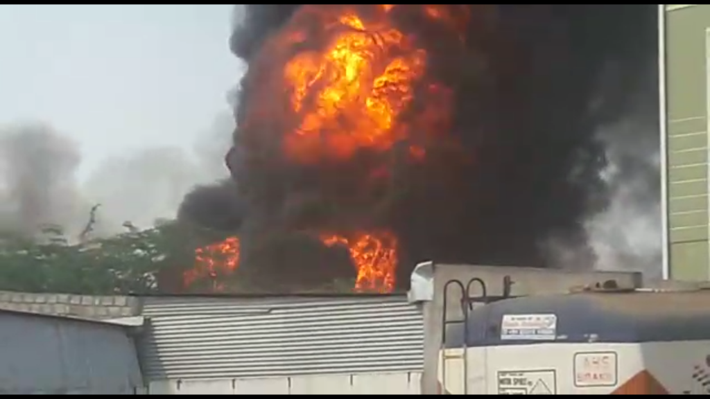 medipally-fire-accident at petrol bunk