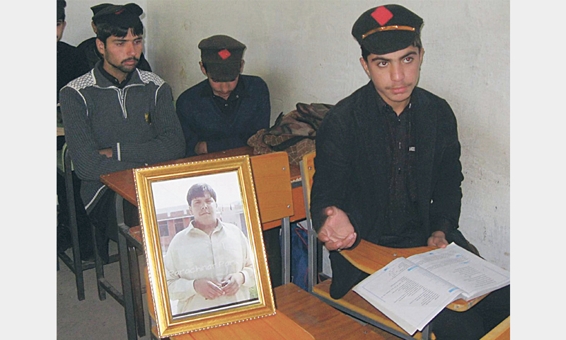 aitzaz hasan pakistan pics