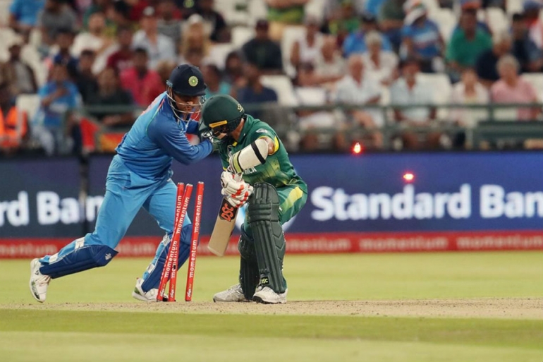 ms-dhoni-400 dismissals in ODIs