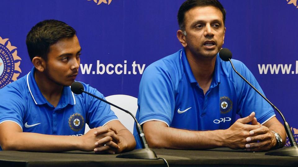 Dravid unhappy about prize money to the support staff
