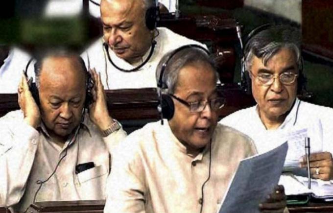 headphones in lok sabha