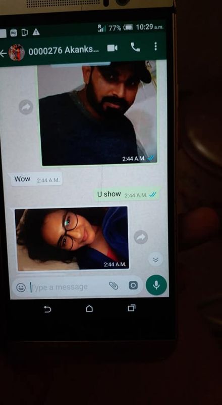 Shami Chats with his Girlfriend