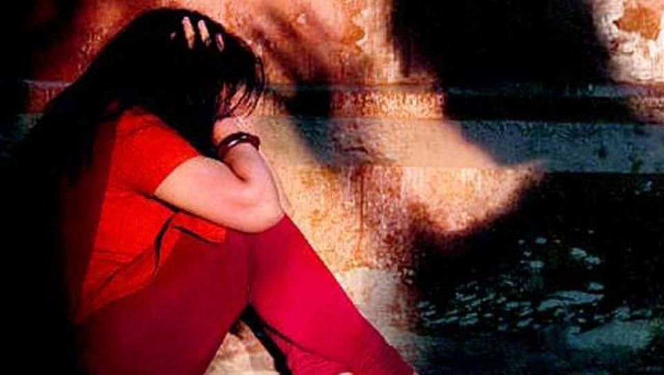 26 year old woman raped in delhi by five