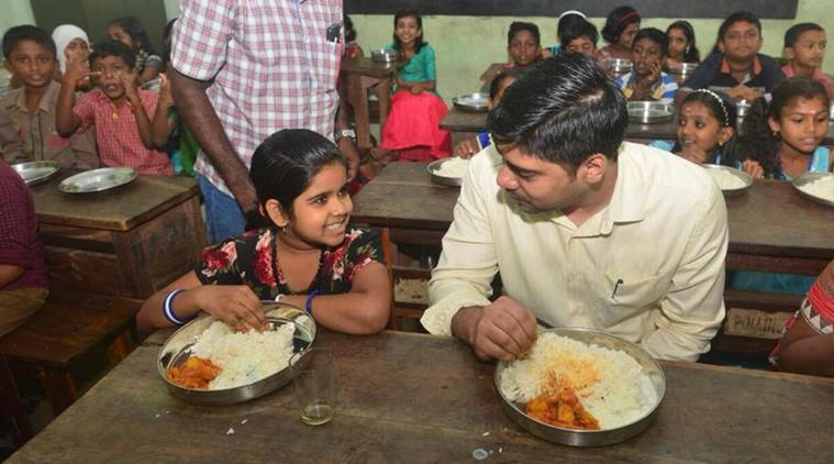 kerala, kerala ias officer, District Collector Alappuzha, District Collector Alappuzha mid day meal, kerala ias officer school kids, india news, indian express, viral news, good news