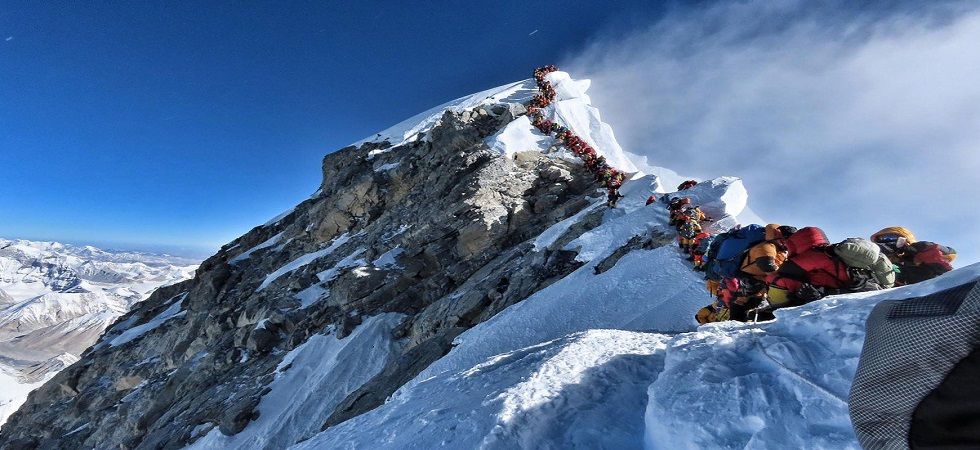 4 dead bodies and 11 tons of Garbage removed from Mount Everest in ...