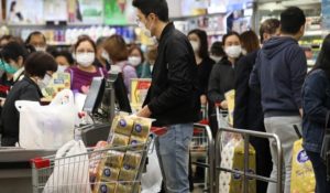 Amid Coronavirus Panic-Buying,Armed Gang Steals Toilet Rolls in Hong Kong 