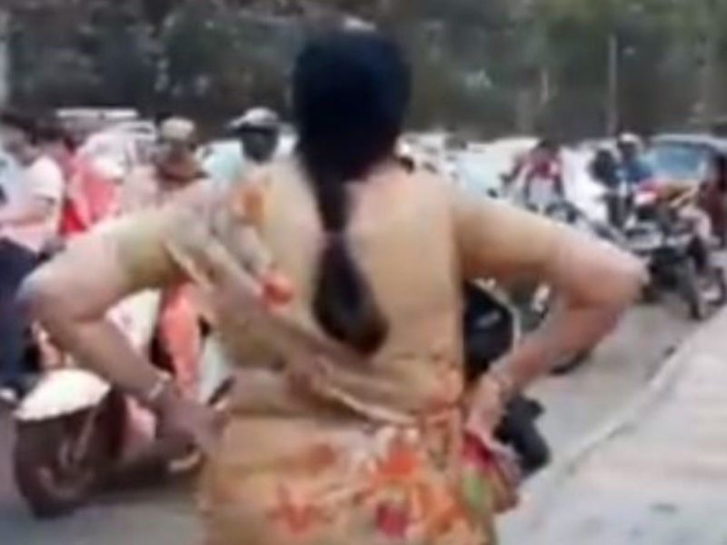 Elderly Woman in Pune Blocks Bikers From Driving On Footpath So that Pedestrians Can Walk Safely 