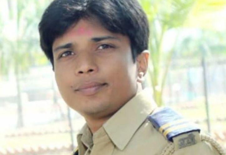 Maharashtra Constable Marries A Woman after going through a Sex Change Surgery