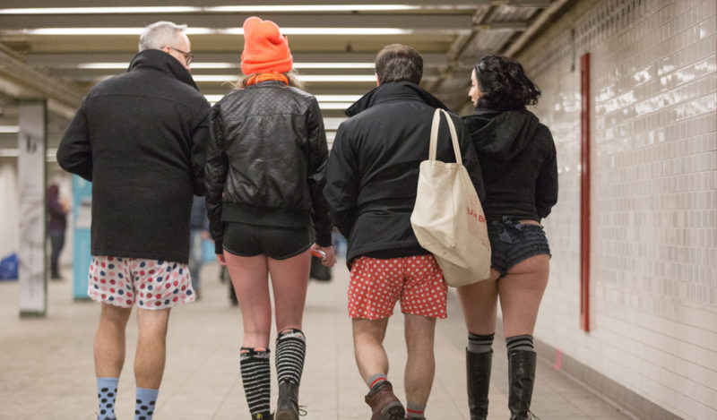 New Yorkers Take Off Their Pants For The Crazy Annual No-Pants Subway Ride5