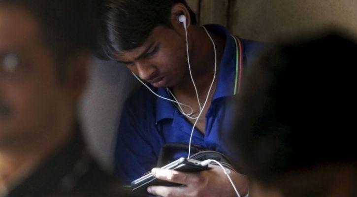 India Has Cheapest 4G Data In The World, And Indians Spend 70 Mins Watching Movies Daily. 