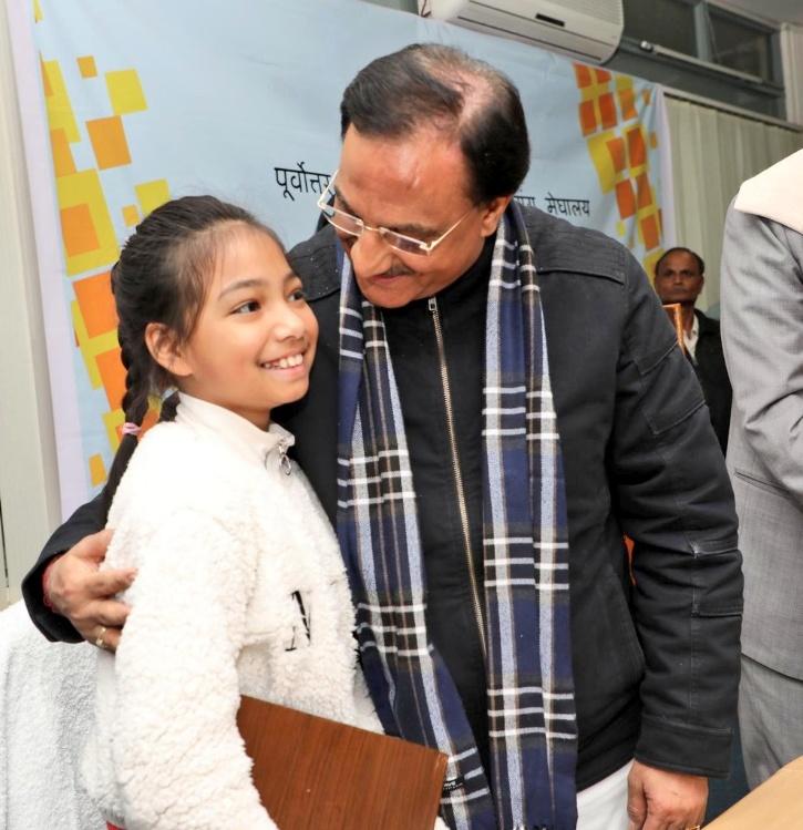 Meet 9-YO Girl Who Has created India's first Anti-Bullying App, and Won A Trip To California 