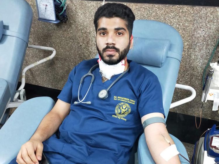 New Delhi Doctor Donates Own Blood To Patient Before Performing Surgery